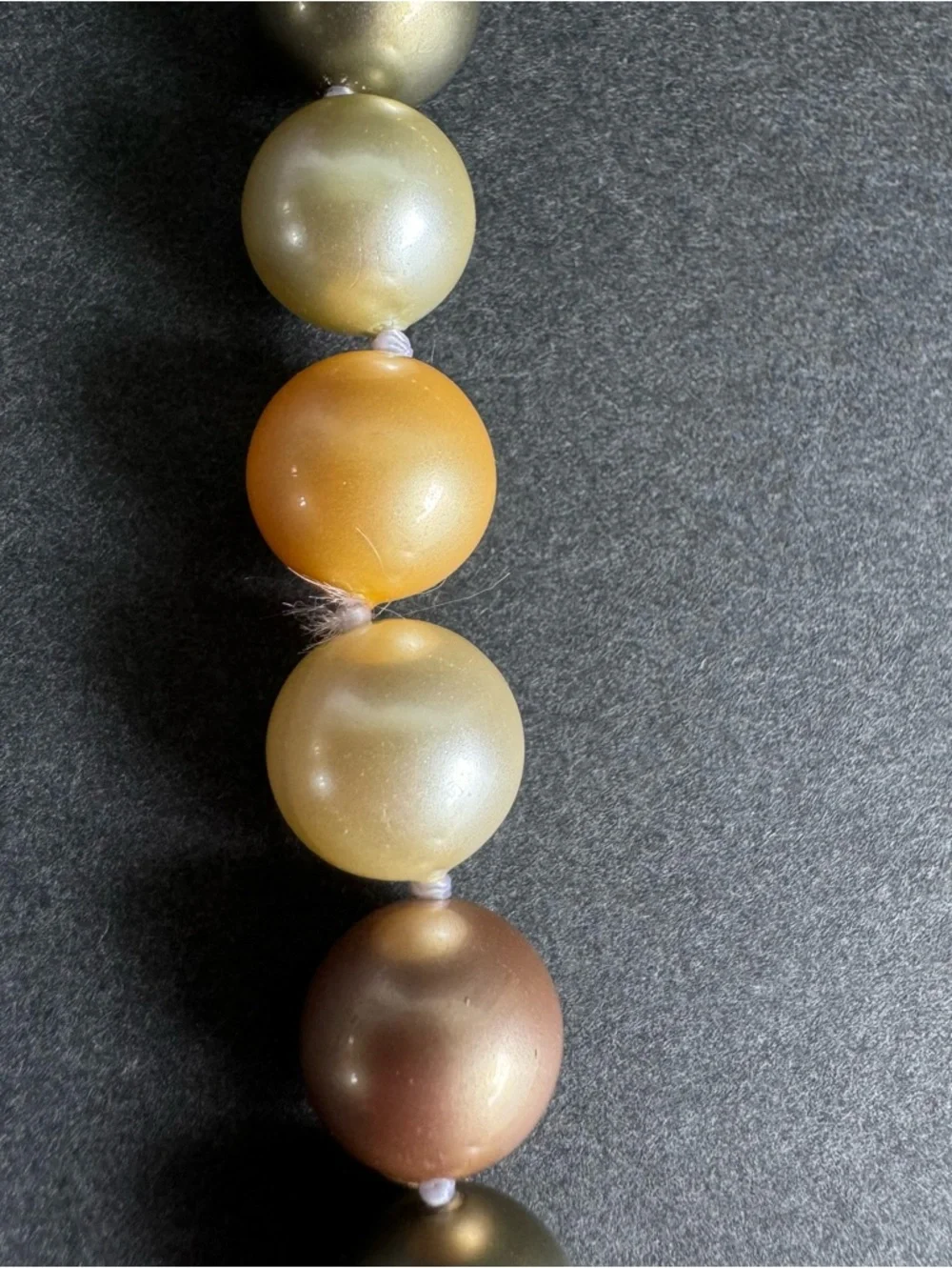Vintage Multicolor‎ Pearl Bead Necklace Yellow Gold Champagne Old Money Capsule